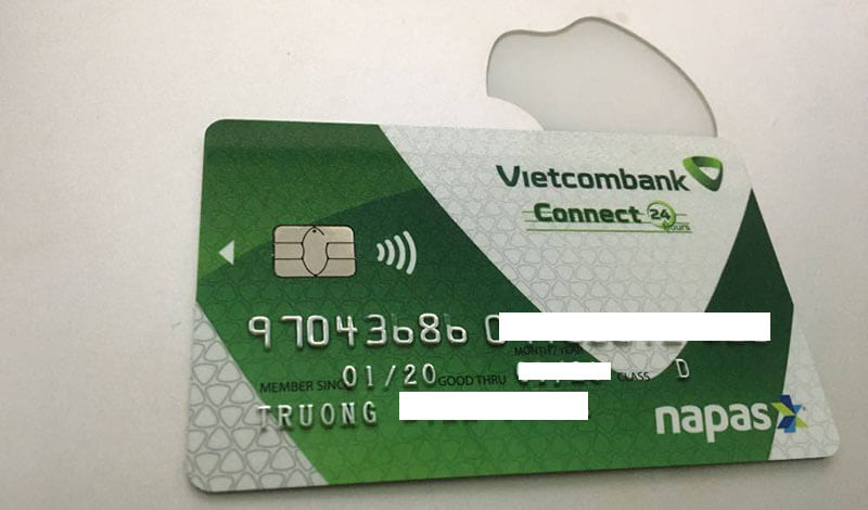 the-atm-vietcombank-co-chip.jpg