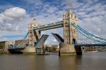 jembatan-london-tower.jpg