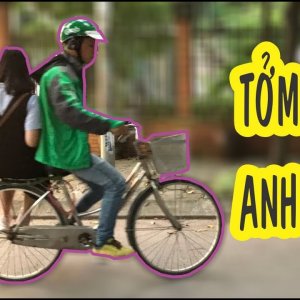 Tài xế Grabbike lái xe đạp chở gái xinh và cái kết