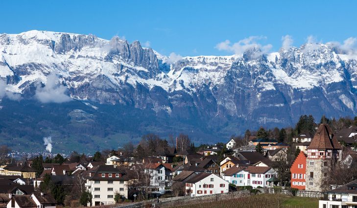 gui-hang-di-liechtenstein.jpg